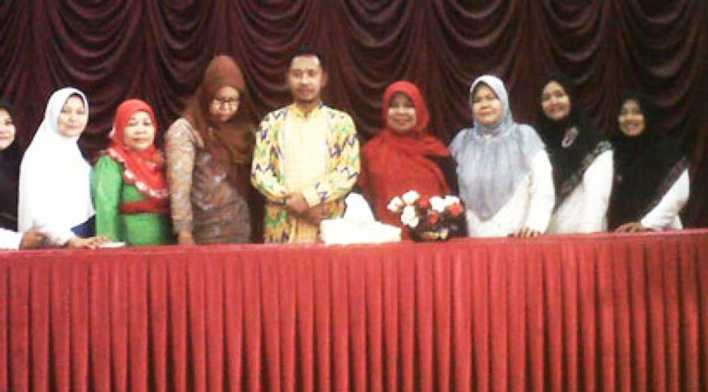 Disdikpora Rohul Latih Ratusan Guru PAUD