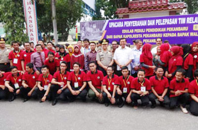 Polresta dan Walikota Pekanbaru Lepas Relawan Edulab
