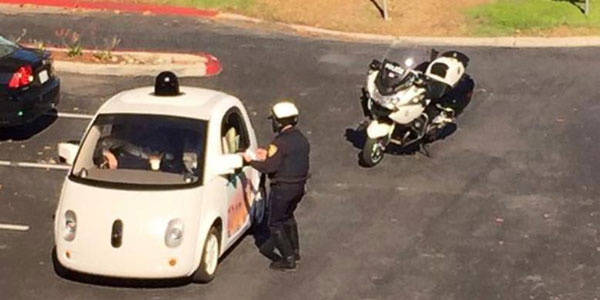 Ketika Mobil Tanpa Sopir Milik Google Distop Polisi