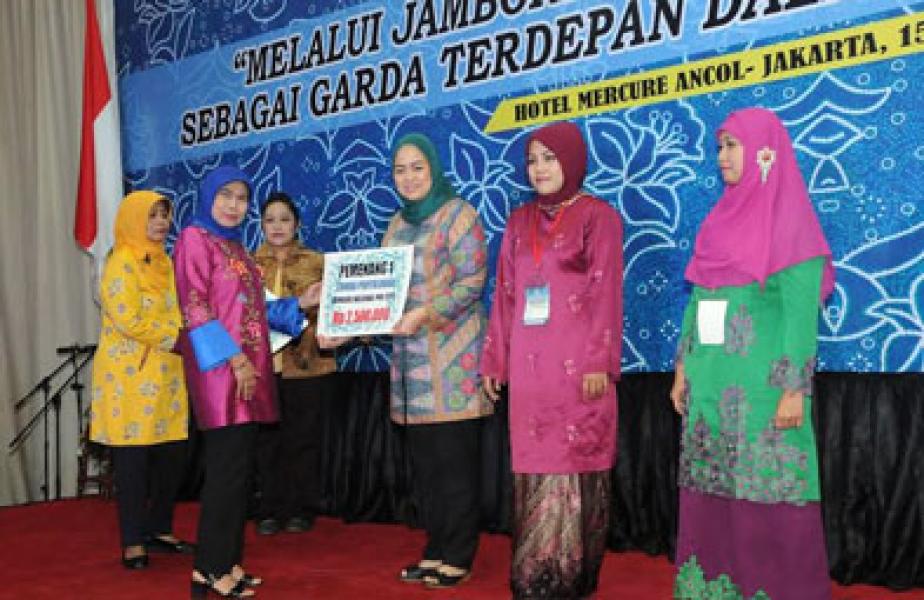 TP PKK Riau Raih Dua Peringkat di Jambore VIII Kader PKK Nasional 2015