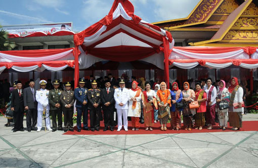 Riau Segera Wujudkan Pembangunan Kerja Nyata Indonesia 71 Tahun