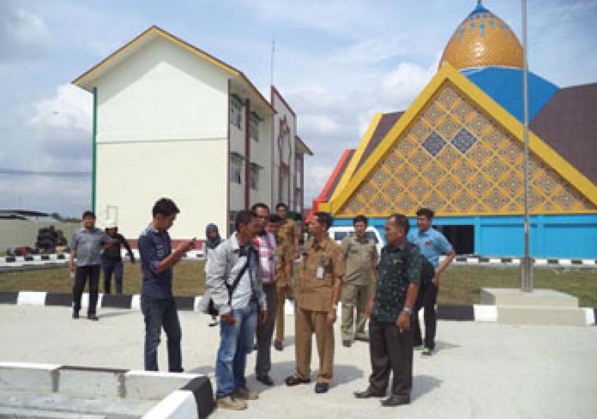 Kabid Sarpras Ajak Wartawan Tinjau SMP Madani