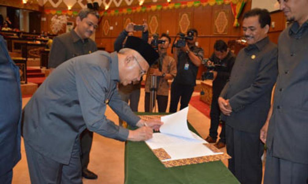 SOTK Baru Pemprov Riau Masih Dibahas DPRD Riau