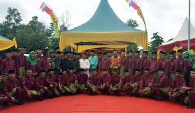 Bupati Suyatno Lantik Pengurus IKROHIL di Duri