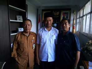 Ayat Cahyadi Terima Keluhan Nasib Guru Swasta