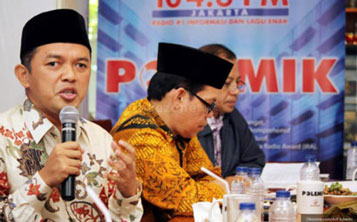 Papan Reklame Porno, DPR: Birokrasi Enggak Kerja Serius