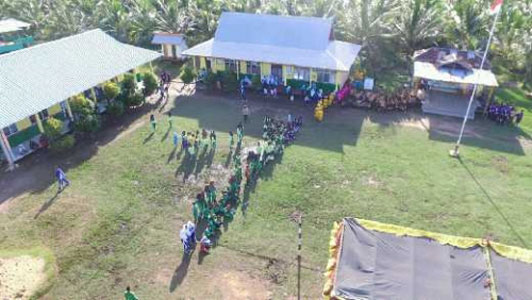 SMK Ankasa Selenggara Teachers Camp of Advanture.
