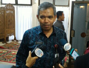 Sekolah Dobel Shift di Riau Mesti Bangun Ruang Kelas Baru
