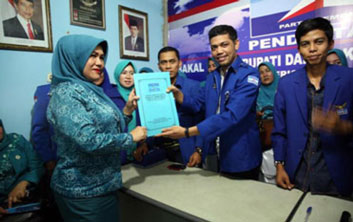 Ketua LIRA Kampar; Eva Yuliana Sosok Ibu Pemberani