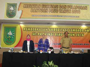 Disdikbud Riau Taja Kegiatan Pemberkasan Akreditasi Lembaga PNFI