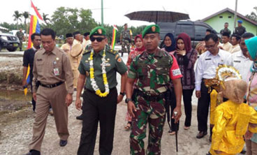 Tinjau TMMD ke-97, Brigjen Edi Nasution Sekaligus Pulang Kampung