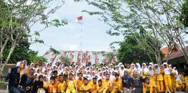 Earth Hour Edukasi Siswa SD untuk Mencintai Lingkungan