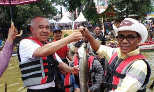 Gubernur Riau Berencana Sokong Anggaran Bangun Turab Danau Bakuok