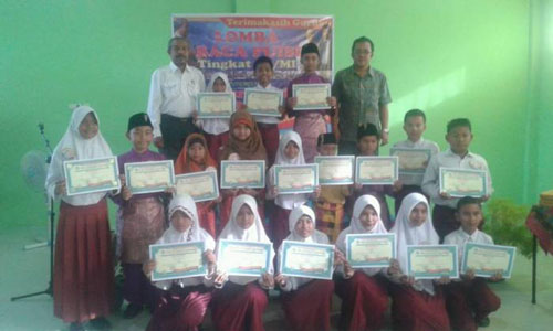 SMP Telekomunikasi Pekanbaru Gelar Lomba Membaca Puisi