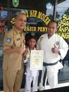 PORKAB dan FORKI Usia Dini SDN 002 Air Molek Raih Juara I