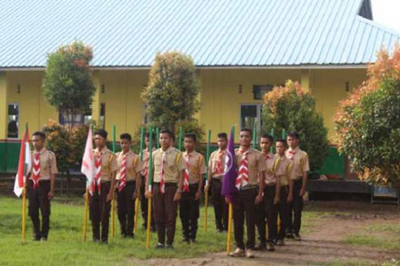 Siswa SMK An-Nur Inhil Rela Berjalan Selama 10 Jam
