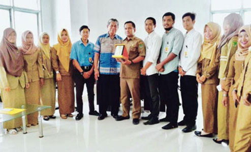 Selesai Magang di Bagian Humas, Mahasiswa UIN Kembali ke Kampus