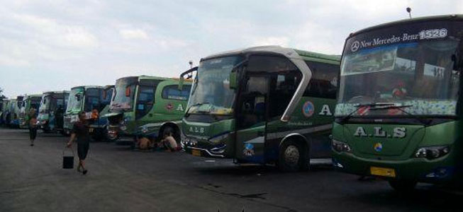 Tarif Bus Diprediksi Naik 15 Persen