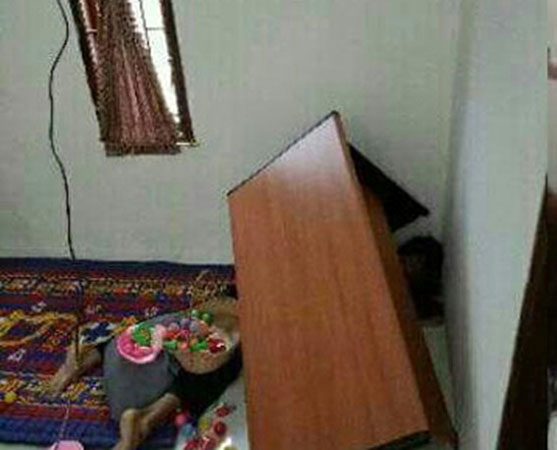 Astaga, Basir Ditemukan Tewas Tertindih Meja