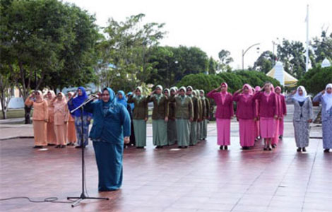 TP-PKK Bengkalis Ziarah dan Tabur Bunga Ke TMP Kusuma Ksatria