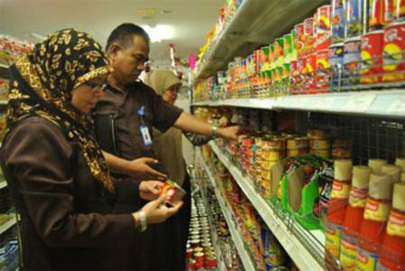 Pemko Diminta Antisipasi Masuknya Barang Luar dan Kadaluarsa