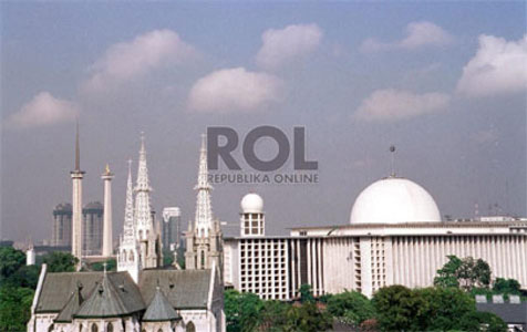 Teladan Toleransi dari Masjid Istiqlal dan Gereja Katedral