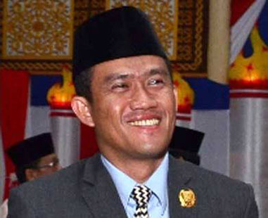 Tersangka Bansos, Ketua DPRD Bengkalis Resmi Ditahan