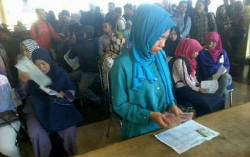 Beasiswa Tahun Ini Ditiadakan, Ribuan Mahasiswa Siak 'Gigit Jari'