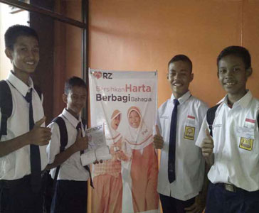 Siswa SMP Juara Galang Dana untuk Muslim Rohingya