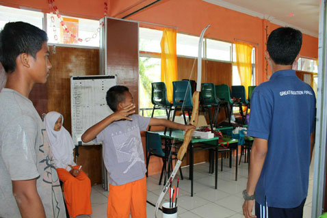 SMP Juara Pekanbaru Gelar Lomba Jelajah Kota dan Lomba Memanah