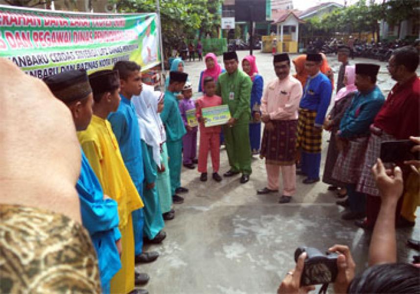 Kadisdik Sebut Zakat yang Diterima Jangan Digunakan Untuk Beli HP