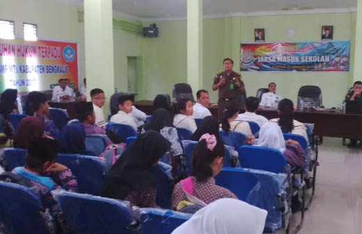 Pahami Hukum, Pelajar SMP/MTs dari 34 Sekolah Ikuti Luhkum Kejari Bengkalis