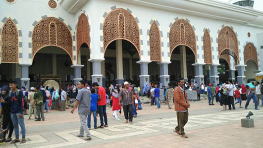 Islamic Center Rohul dan Wisata Air Panas Dipenuhi "Lautan" Manusia