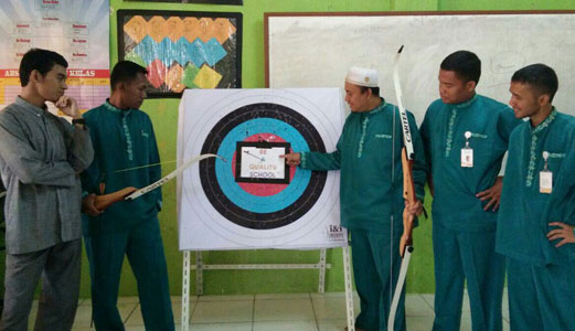 SMP Juara Pekanbaru Pupuk Komitmen Menjadi A Quality School