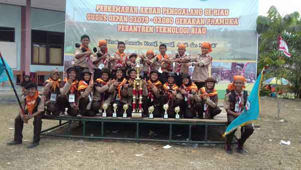 SMP Juara Pekanbaru Raih Juara Umum Kemah Penggalang Se-Riau