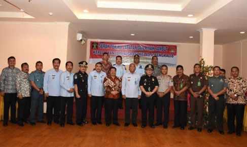 Bupati Berharap Imigrasi Bengkalis Terapkan Layanan Early Morning Service