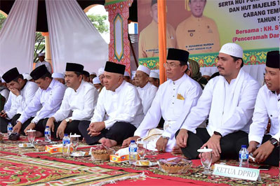 Gubernur Riau dan Bupati HM Wardan Hadiri Haul Akbar Syekh Abdul Qadir Al Jailani