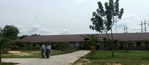 Wow..Kepsek SMAN 5 Pinggir Terkesan Menghindar
