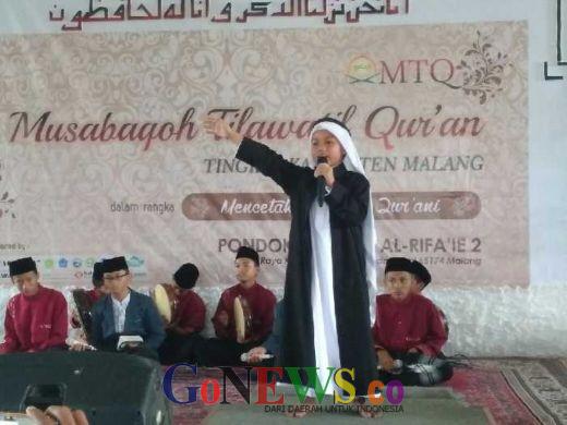 Bacakan Al Qur'an, Ratusan Jamaah Ponpes Al Rifai 2 Malang Keluarkan Airmata.