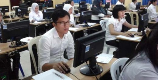 Pemerintah Rekrut CPNS, Jalur Sekolah Ikatan Dinas.