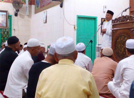 Sholat Subuh Berjamaah, Kapolda Riau Sampaikan Pesan Kamtibmas