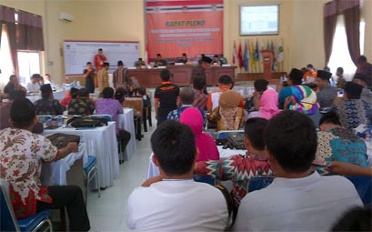 KPUD Kampar Laksanakan Rapat Pleno Rekapitulasi Suara
