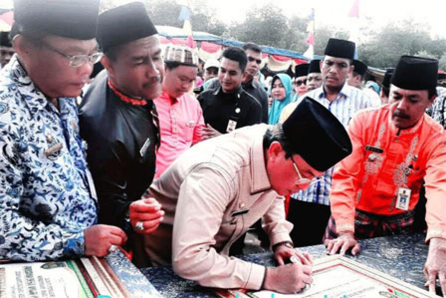 Bupati HM Wardan Resmikan Program DMIJ di Kecamatan Concong