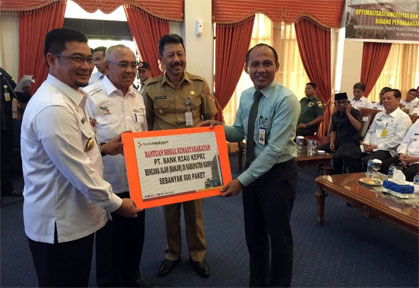 Lagi, BRK Salurkan Paket Sembako Untuk Korban Banjir Kampar