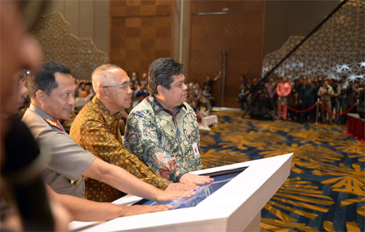 Kapolri Launching Inovasi Layanan Publik Berbasis Tekhnologi Informasi Polda Riau