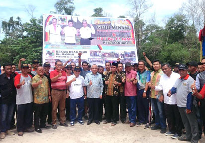 Hadir di Gebu Minang, Gubri: Ayo Bersama Membangun Ekonomi Riau