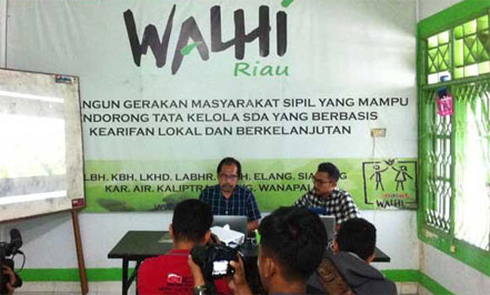 Cabut Konsesi PT LUM, Jokowi Serahkan Pengelolaan ke 7 Desa di Meranti