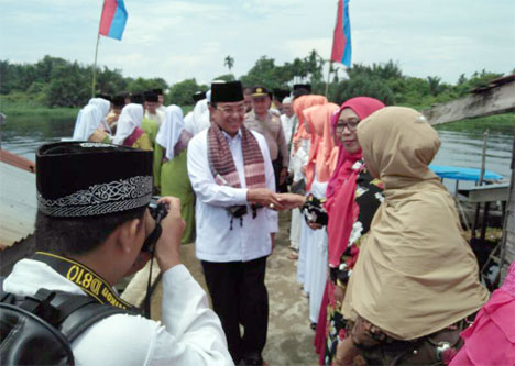 Bupati HM Wardan Hadiri Peringatan Isra’ Mi’raj Nabi Muhammad SAW di Desa Pungkat