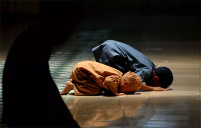 Anjuran Memukul Anak jika Tidak Salat, Benarkah?