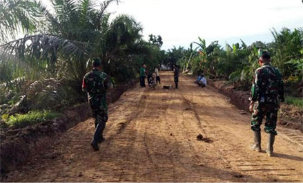 Bangun Jalan Sepanjang 1,8,Km, Kodim 0302/Inhu Wujudkan Impian Suku Talang Mamak